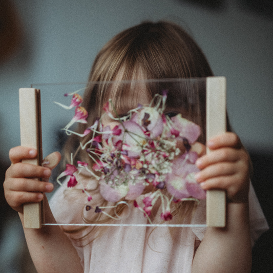 PRESSED FLOWER FRAMES — A NATURAL WAY TO DEVELOP CHILDREN’S CREATIVITY, AESTHETIC SENSE & EMOTIONAL BALANCE